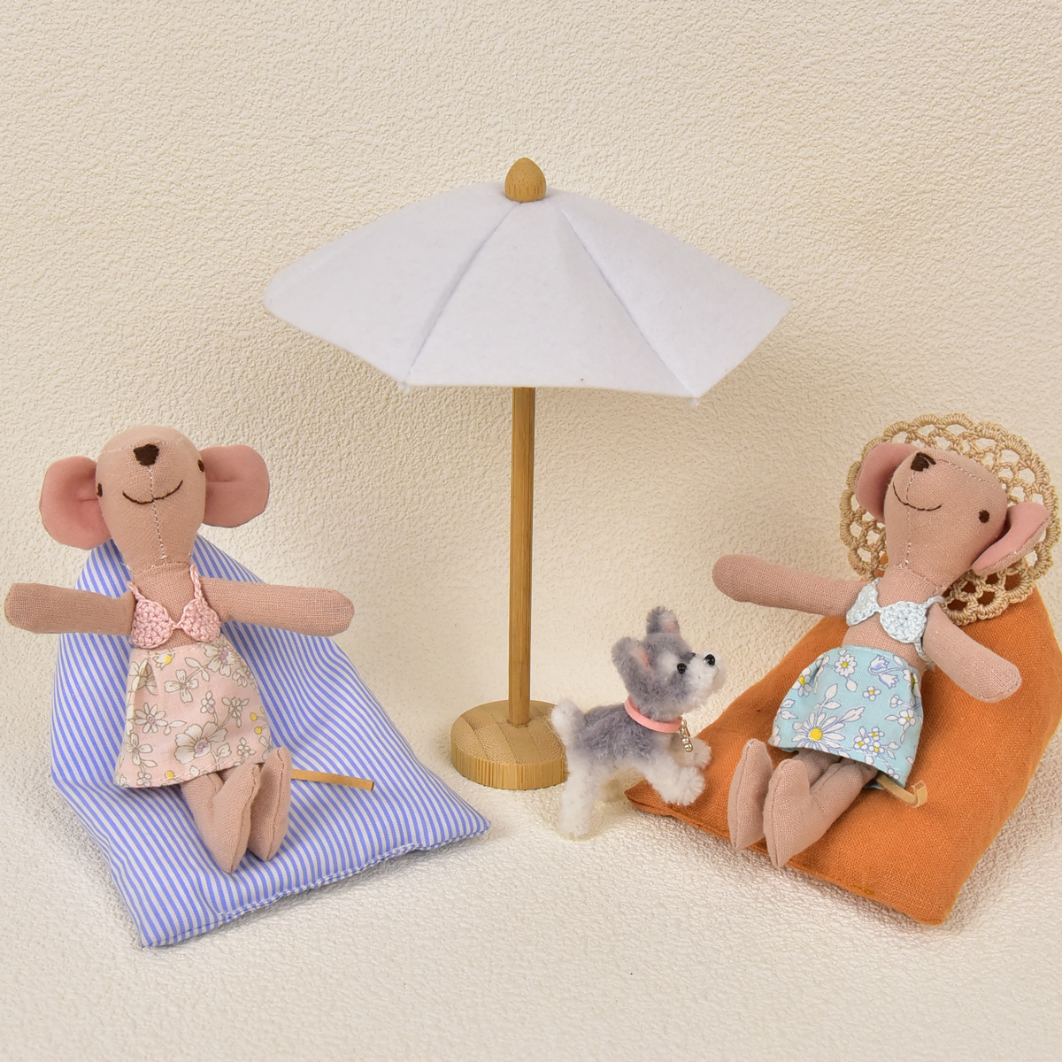 Home Textiles Today - 13cm Beach Shorts Bikini Mouse Toy