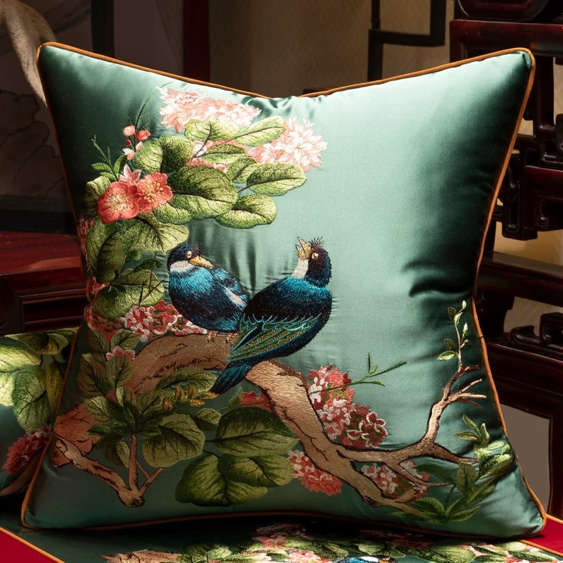 Luxurious Embroidered Silk-lik - Pillow Insert 18X18 avaliação e preço
