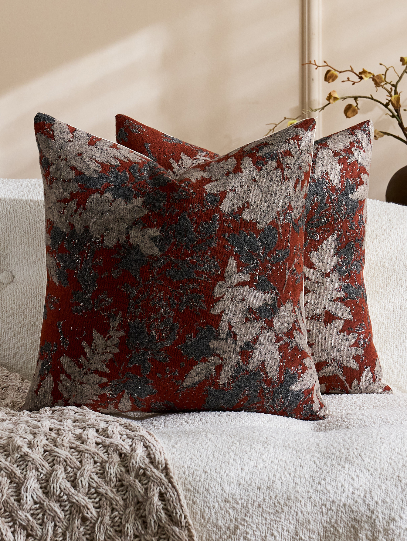 2pcs Neutral Leaf Pillow Cover - Pillow Insert 18X18 avaliação e preço