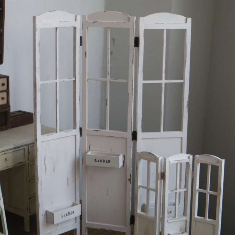 Rustic Miniature Room Divider  - Vintage Home Textiles avaliação e preço