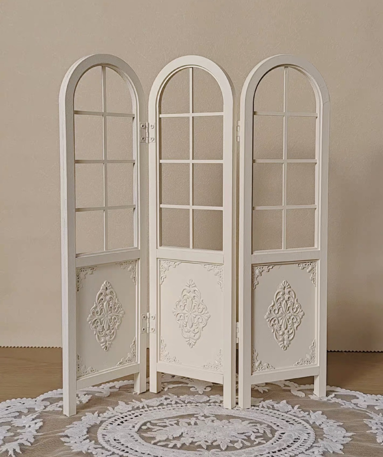 Rustic Miniature Room Divider  - Vintage Home Textiles avaliação e preço