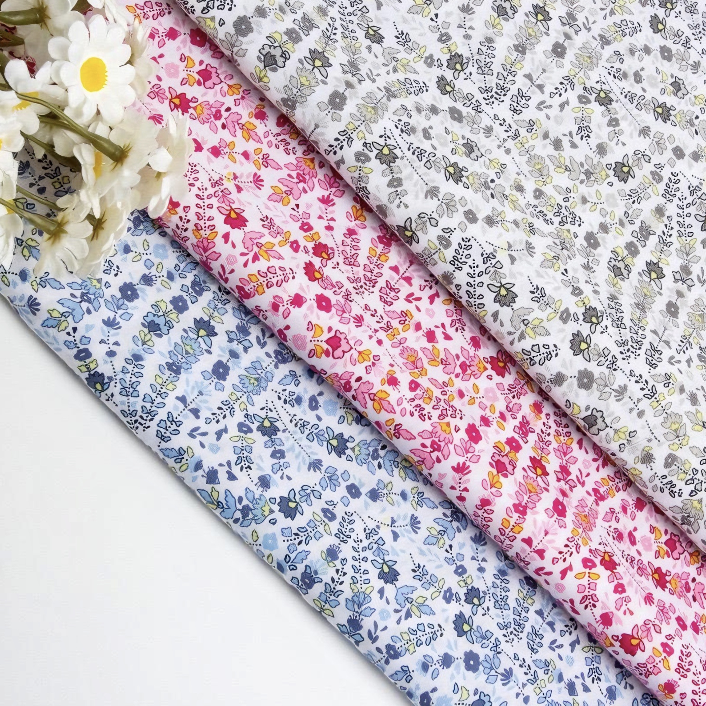 Vintage Floral Printed Fabric  - Vintage Home Textiles avaliação e preço